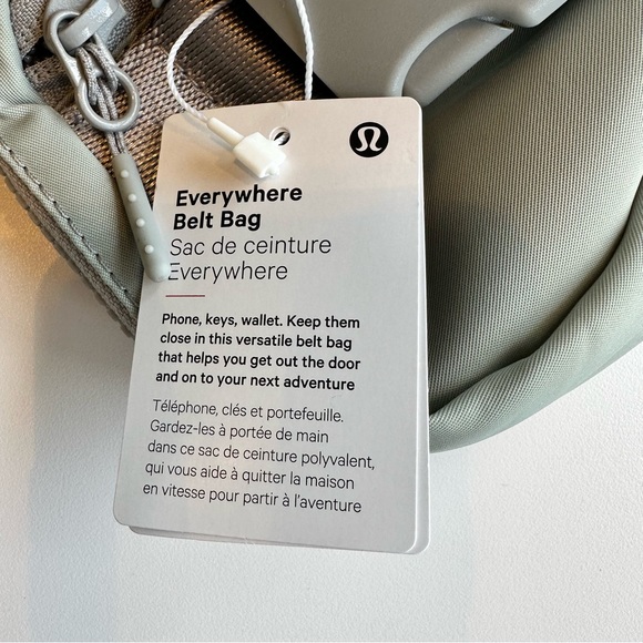Lululemon x USC Everywhere Belt Bag - Picture 8 of 11